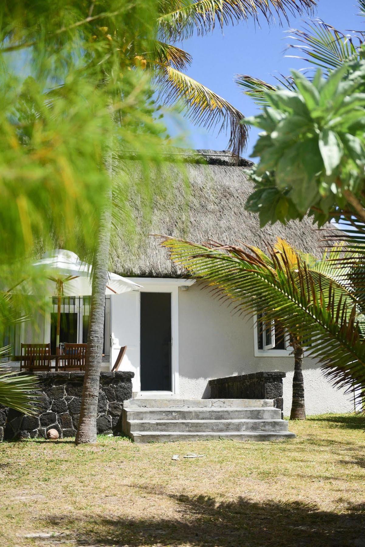 Veloutier Blanc Beachfront Villa By Staymauritius Esterno foto