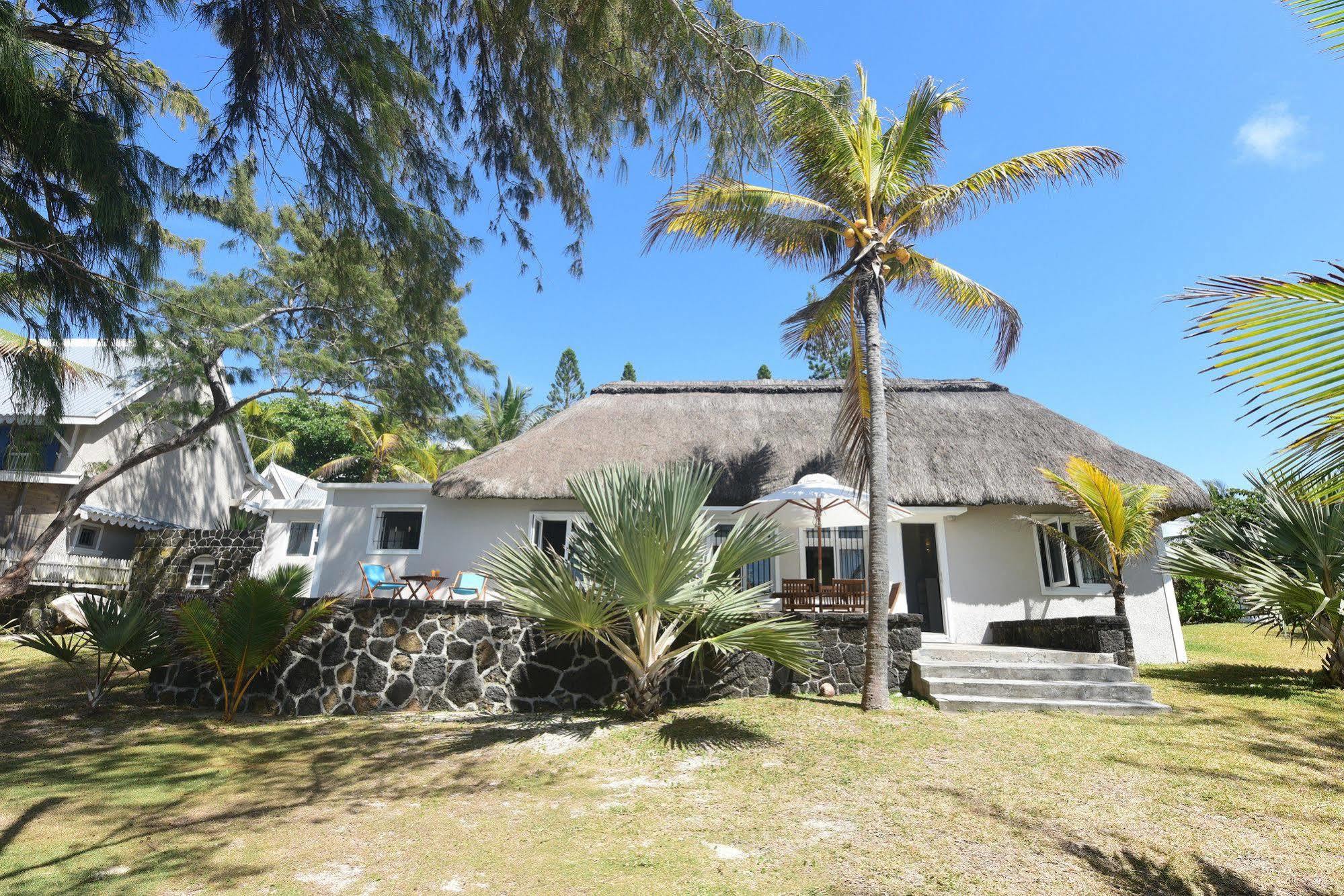 Veloutier Blanc Beachfront Villa By Staymauritius Esterno foto