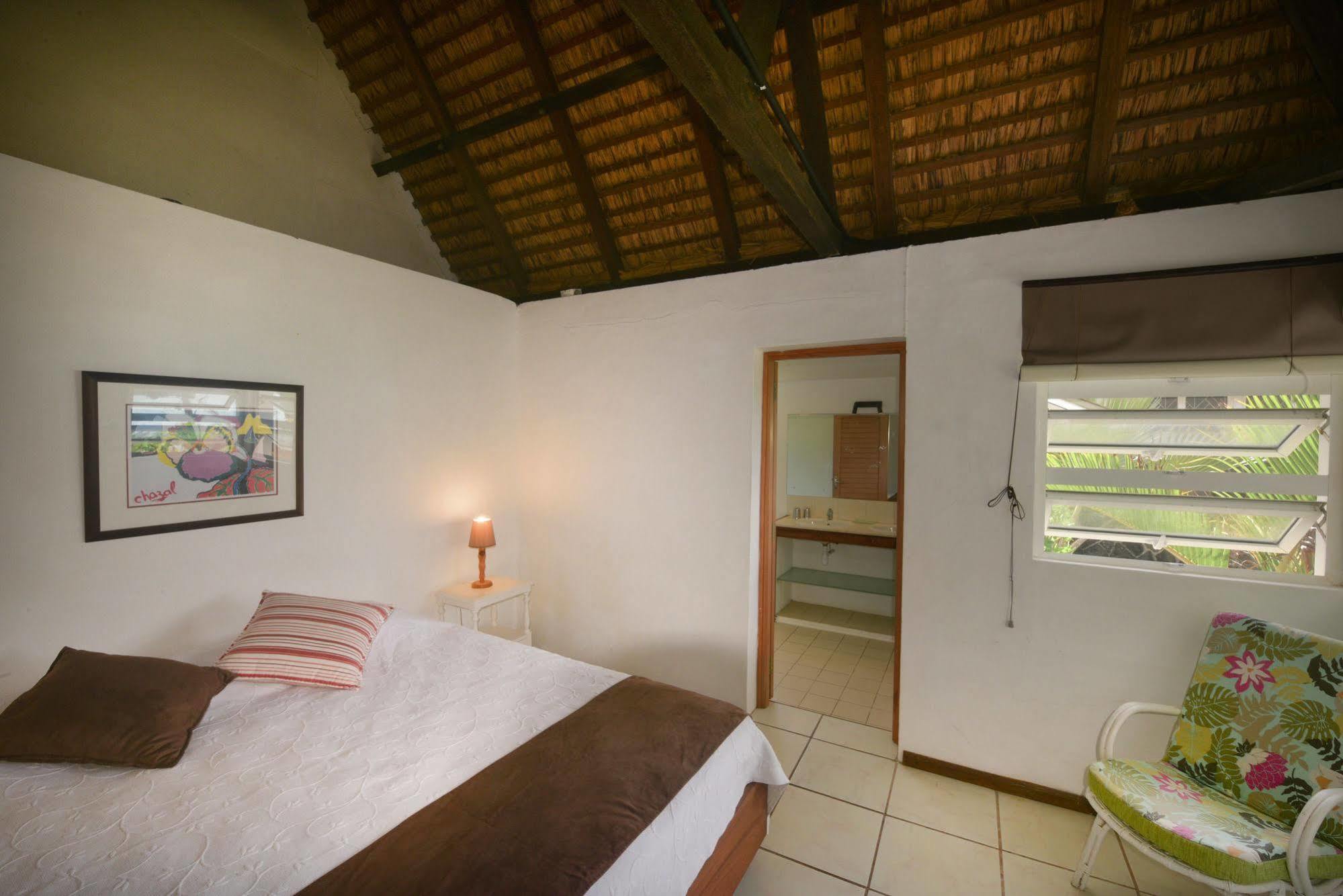 Veloutier Blanc Beachfront Villa By Staymauritius Esterno foto